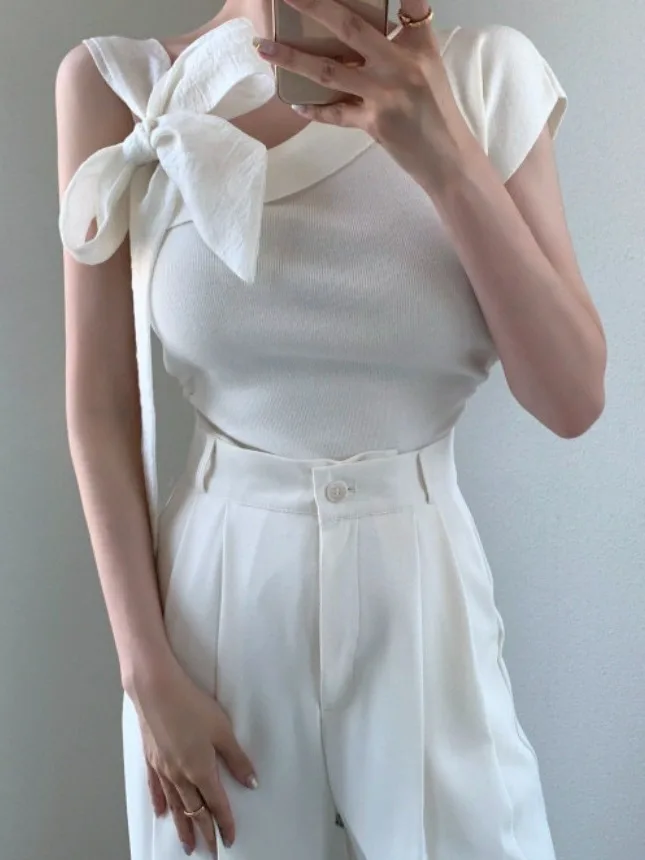 

Новая летняя женская облегающая трикотажная футболка Pure Desire Sle с узлом и наклонным воротником, универсальный топ Sli