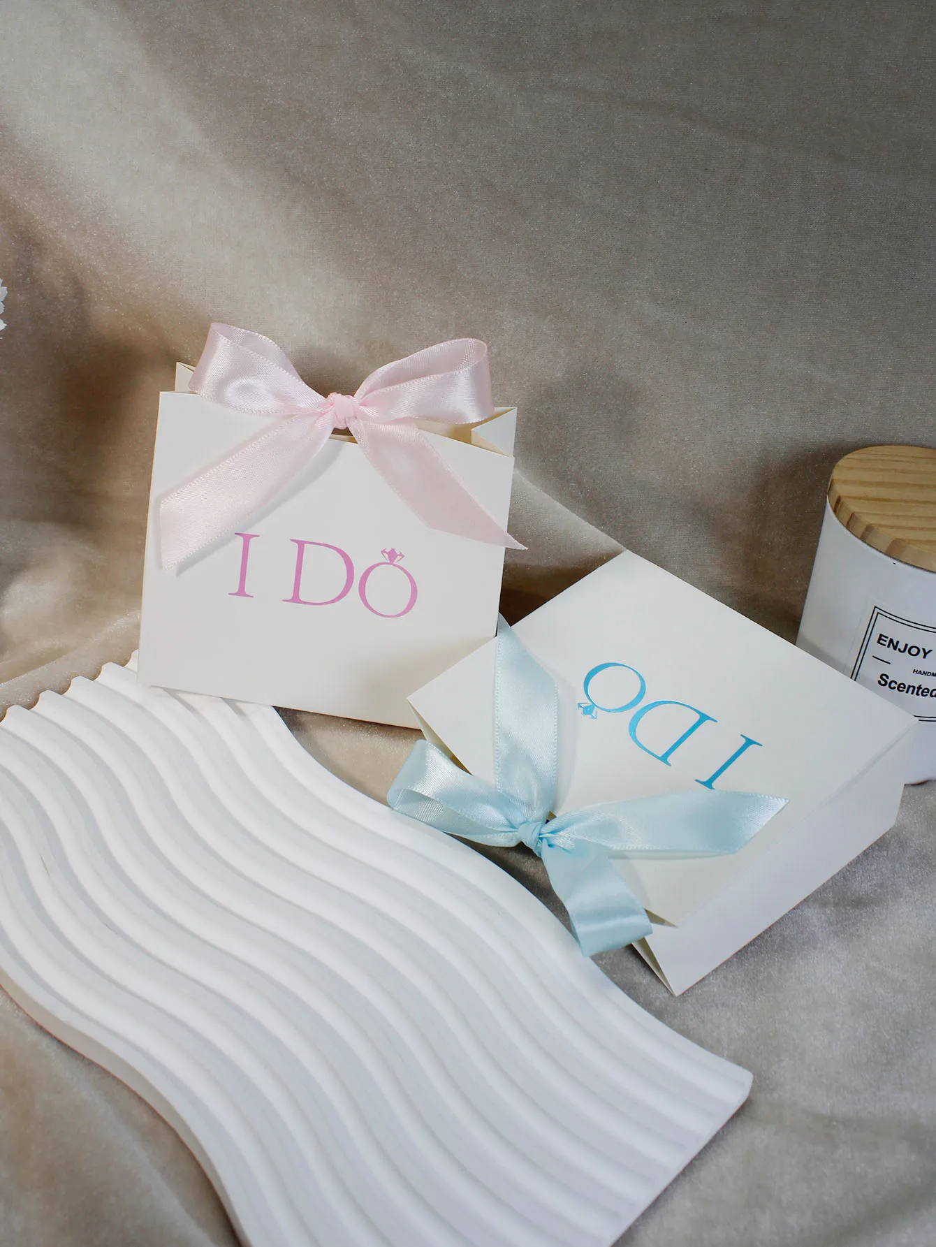 صندوق حلوى لتزيين حفلات الزفاف وحفلات استقبال المولود الجديد وأقواس السعادة والاحتفال بالرفيق وتغليف الهدايا المفضلة للحفلات ﻿