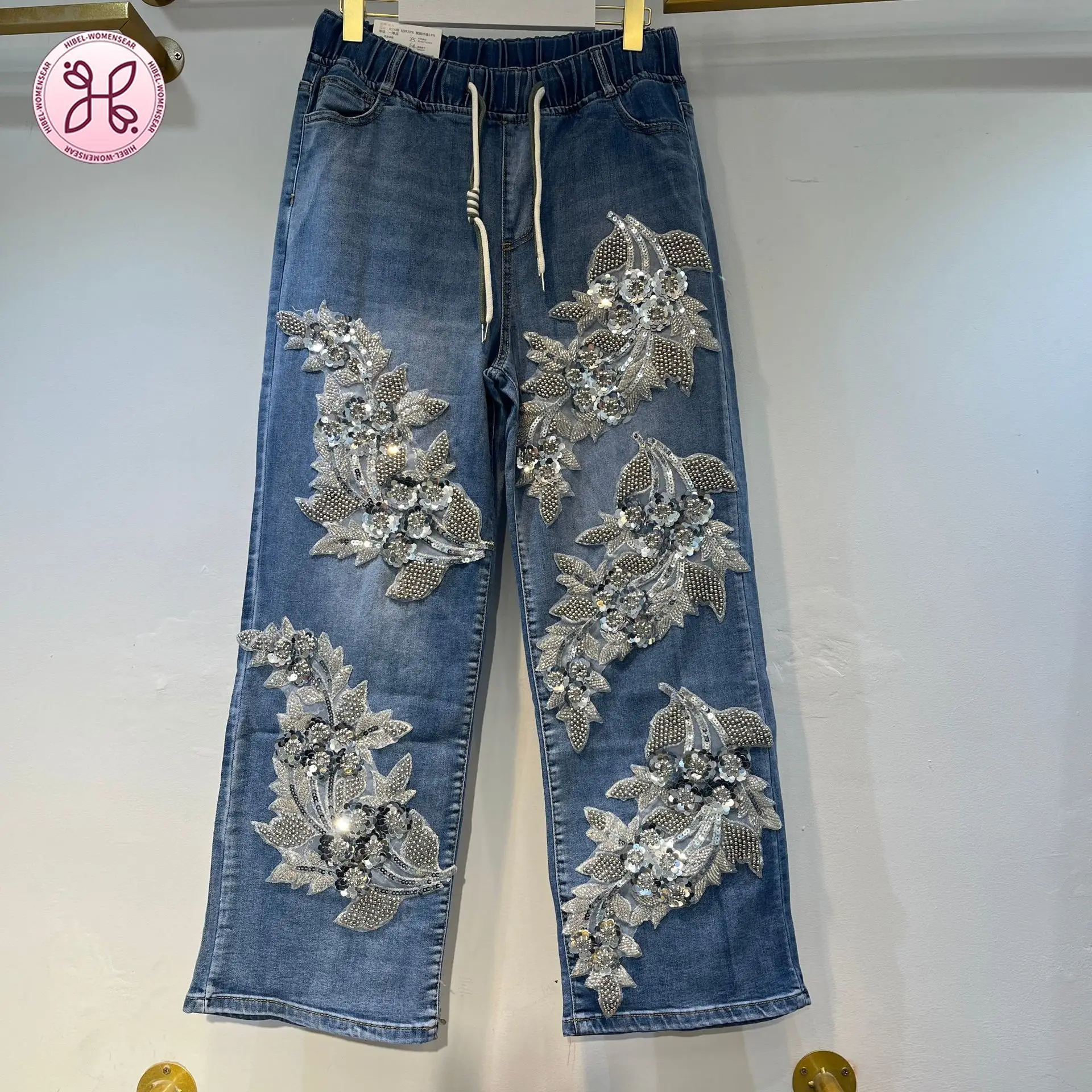 

Брюки с эластичным поясом, свободного прямого кроя, с эффектом похудения, женские джинсы с широкими штанинами, с цветочной вышивкой и стразами