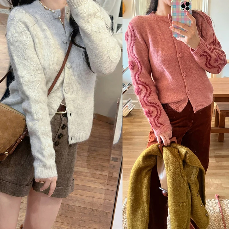 

Женский свитер с ручной вышивкой цветов, из шерстяной смеси, с круглым вырезом, на пуговицах, легкий, для ранней весны, эксклюзивный