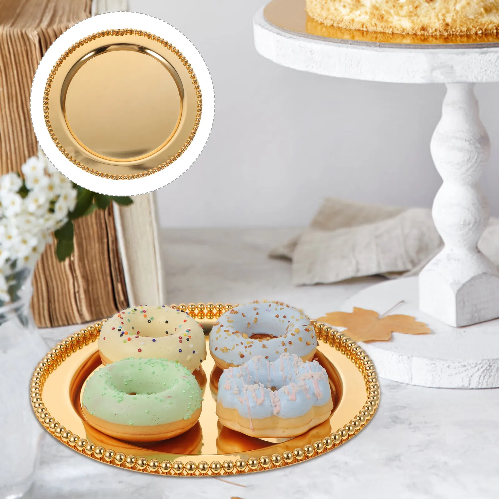 

Metal Fruit Plate Retro Iron Dessert Tray for Home Hotel Party Elegant Snack Serving Dish Decorative Candy Holder Dried Fruit