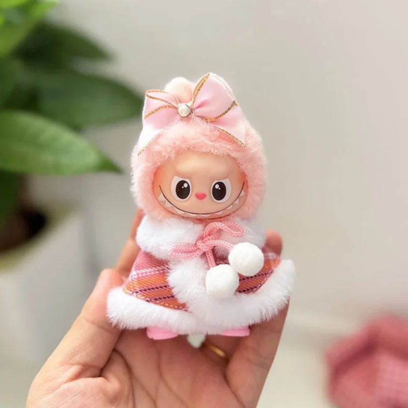 مجموعة الجيل الرابع Mini Labubu Heart Code Series Pearl Snow Ode، زي سلسلة مفاتيح قطيفة لطيفة لدمية الفينيل مقاس 10 سم (الملابس فقط)