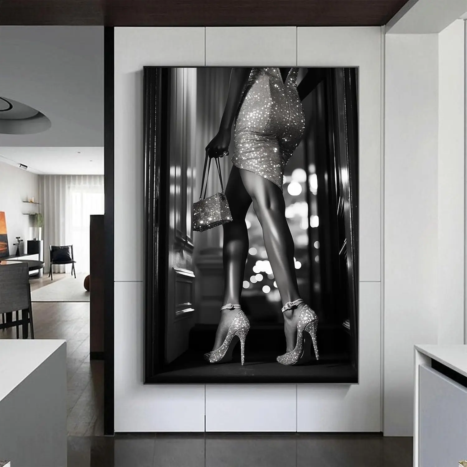 

High Fashion Prints Retro Girl Poster, Black and White Trendy Canvas Wall Art for Living Room Home Decoration