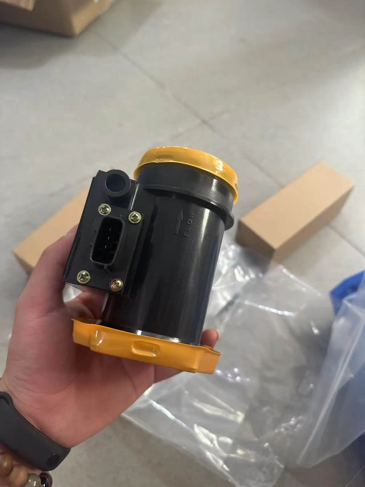 

2pcs 22680-1M200 Car Mass Air Flow Sensor Meter MAF Sensor for Nissan 200SX Base SE 1.6L L4 Gas