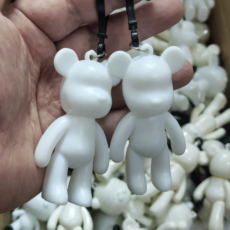 20PCS Fluid Momo Bear Keychain DIY Graffiti Violent Bear Statues Mini Pigment Painting White Blank Mold Bear Figure Kid Tos Gift