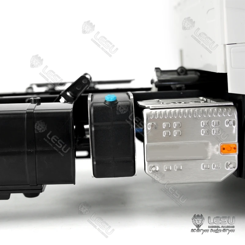 Symulacja zbiornika mocznika Plastik G-6228 Ulepszenie do ciężarówki RC Tamiya FH16 1/14, ciągnika FH12, zdalnie sterowanej zabawki z przyczepą