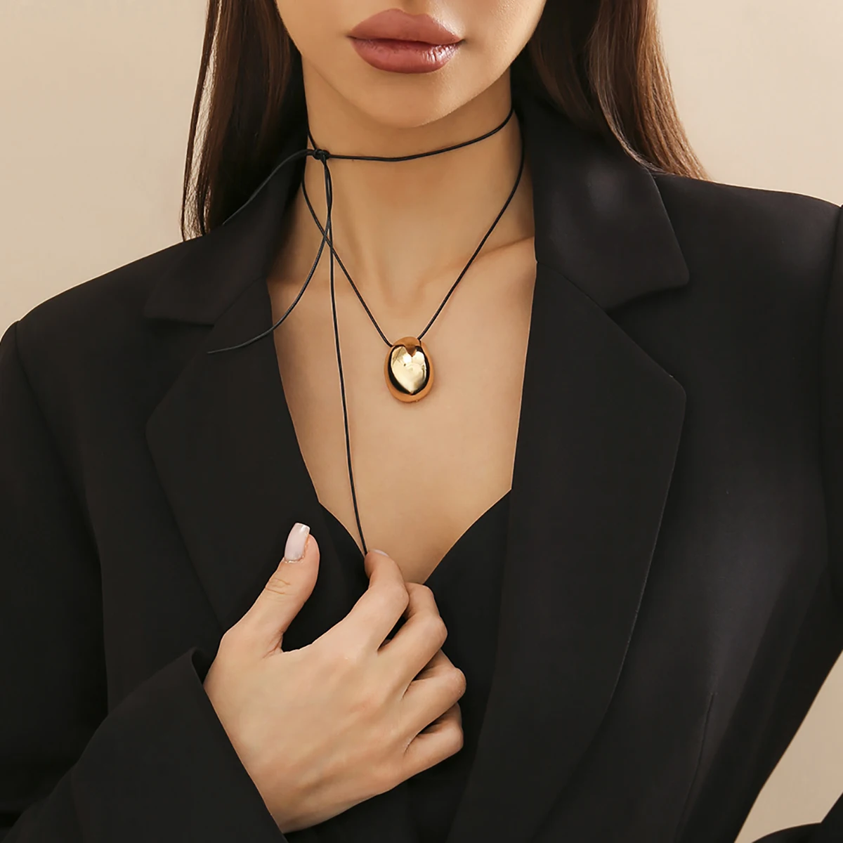 Long Lace Up Rope Chain with Smooth Ellipsoid Pendant Necklace for Women Elegant Ladies Accessories on Neck 2024 Fashion Jewelry