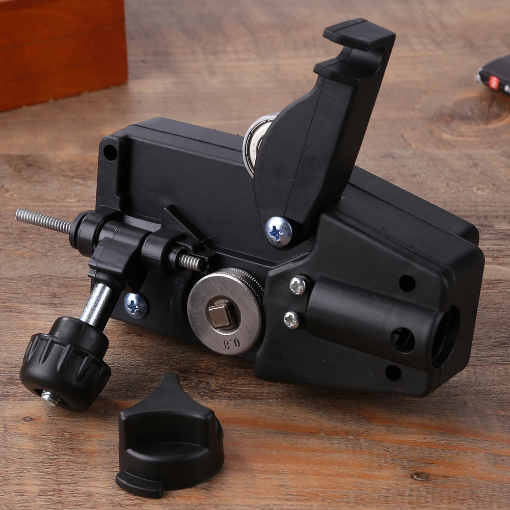 

Сварочный аппарат из АБС-пластика, мини-узел подачи проволоки, двигатель подачи проволоки 0,6-0,9 для сварочного аппарата MIG MAG, аксессуары