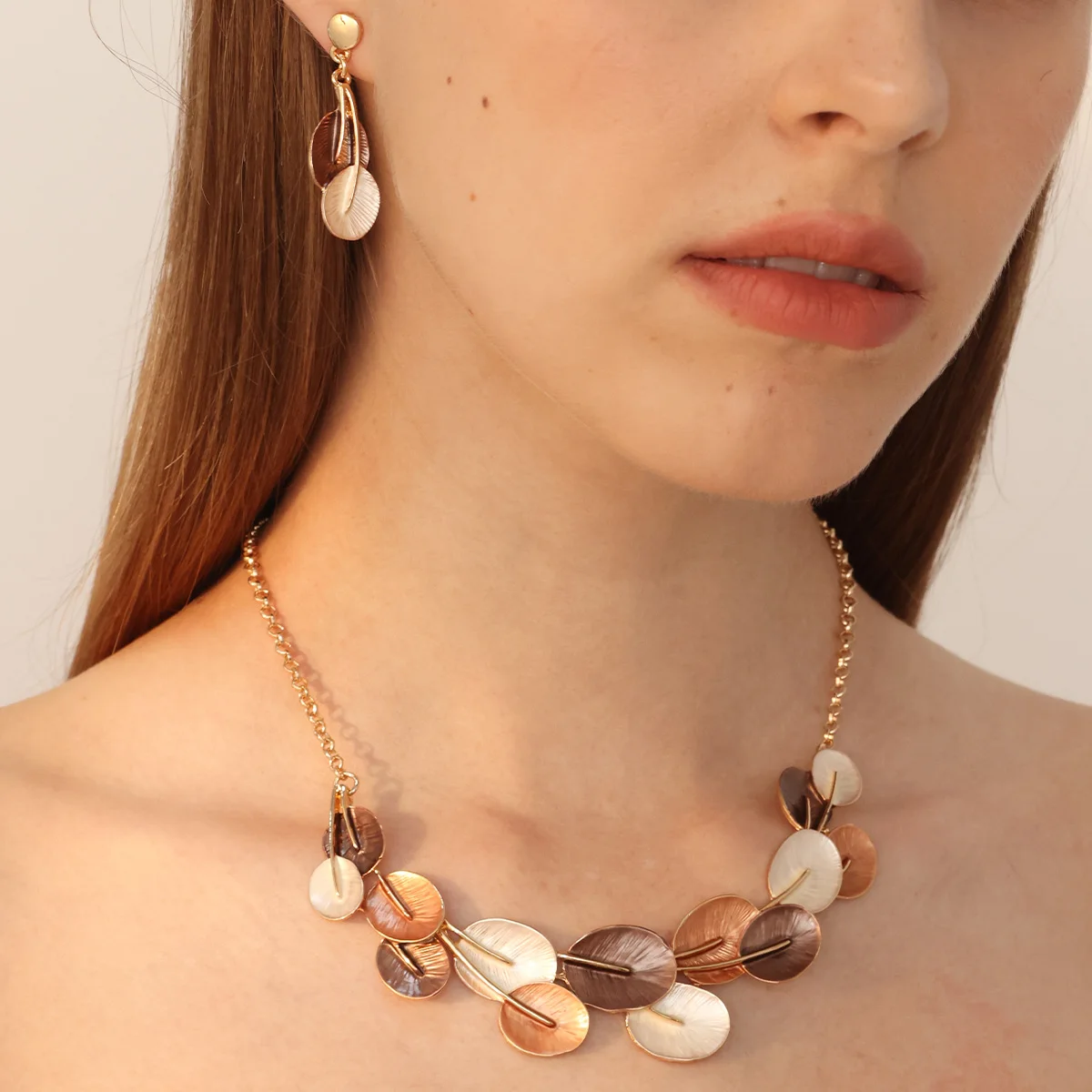 

Blue Enamel Jewelry Set Leaves Delicate Light Luxury Design Necklace Earrings Ladies Banquet Party Elegant Fashion Accessories