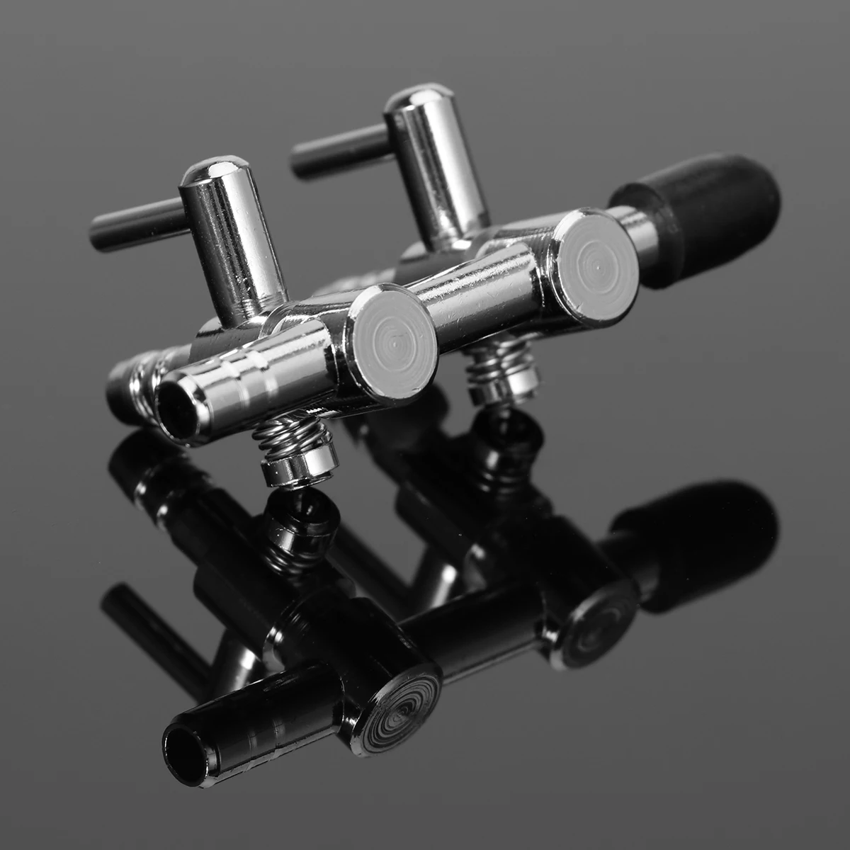 

3 Way Stainless Steel Aquarium Air Pump Flow Lever Splitter Oxygen Tube Distributor Control Valve Silver Air Pump Flow Lever