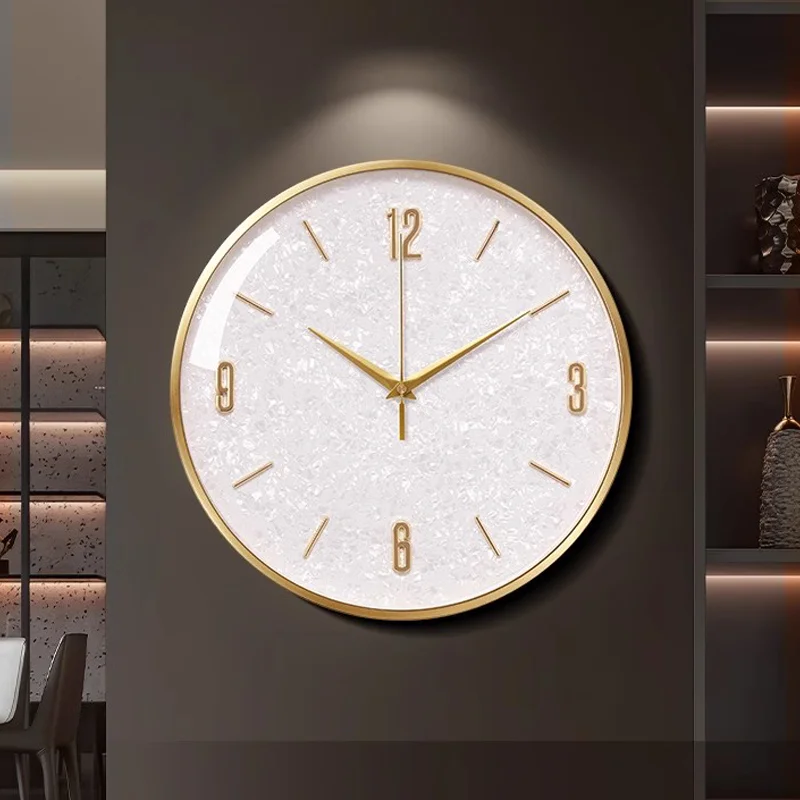 2024 New Light Luxury Brass Wall Clock Modern Simple Atmosphere hanging Clock Living Room Restaurant Fashion Home Decoration