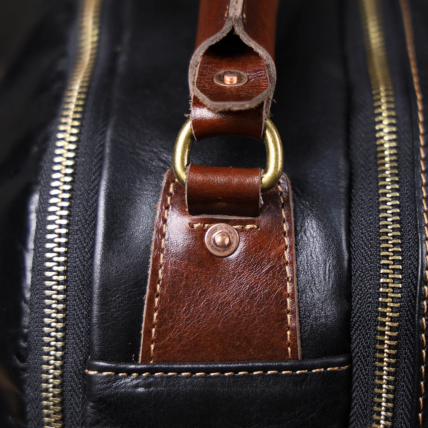S.WORKER Herren-Rucksack aus echtem Leder, hochwertiges Rindsleder, lässige Schultaschen, 15"-Laptop-Taschen, Reise-Tagesrucksack, Geschenk für Männer – Detail 15