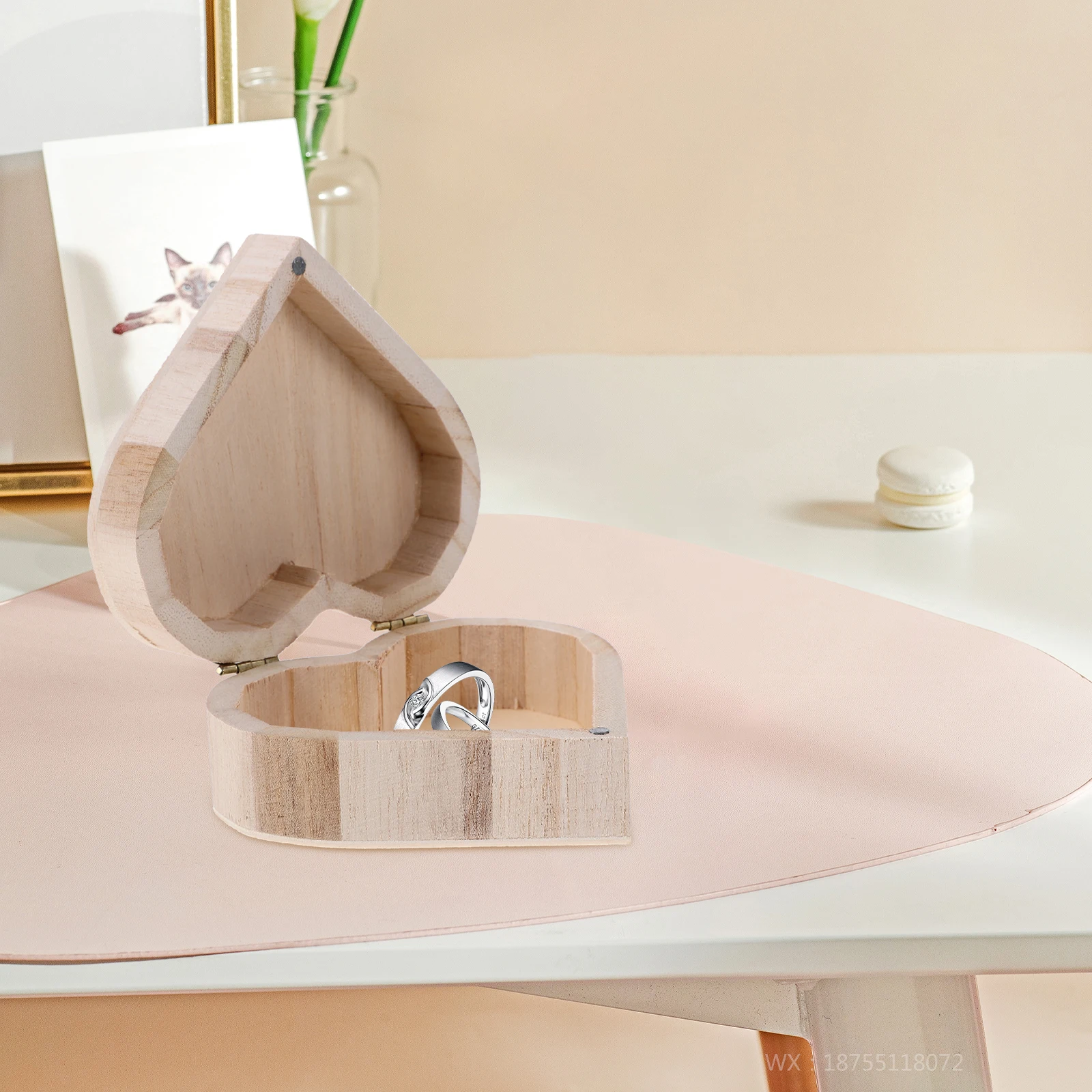 

Heart Shaped Wooden Jewelry Box Makeup Storage Large Capacity Smooth Sturdy Desktop ganizer Gift for Women Girls Dust