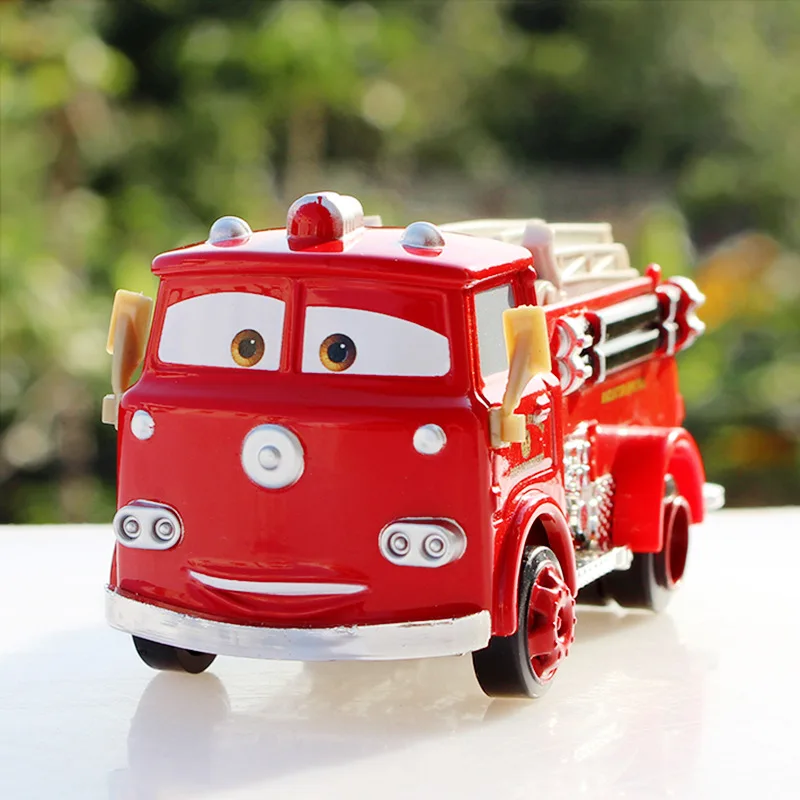 Disney carros 2 liga pequeno motor de bombeiros vermelho modelo de carro de brinquedo das crianças carros de corrida de liga presentes divertidos das crianças