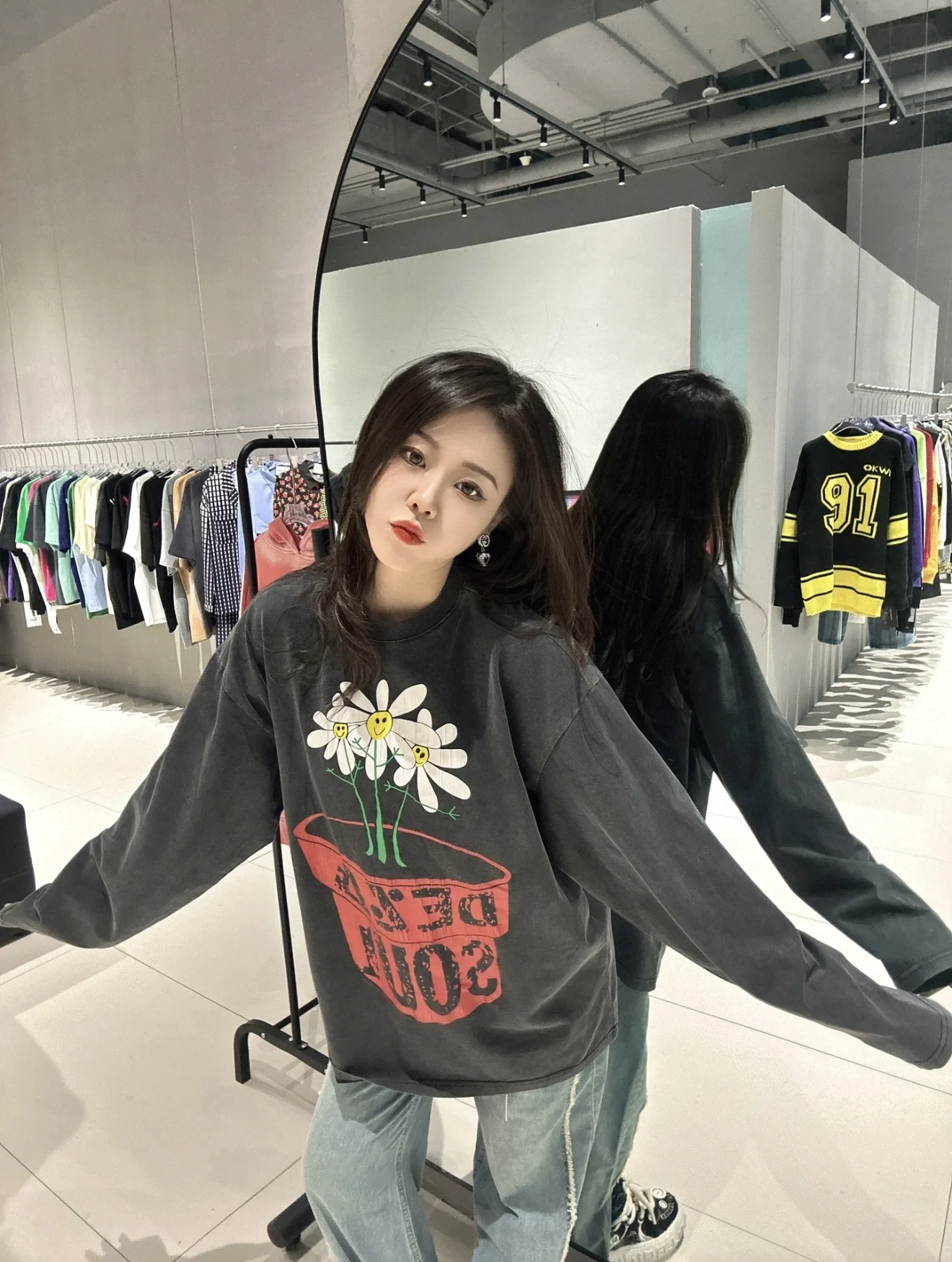 

Retro Waed Vintage Long Sve T-irt Couple Matching Distred Print American Small Trendy Brand ex Casual Wear