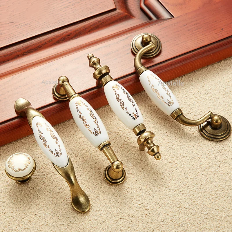 Handle Furniture  WHite Ceramics Golden Flower  Kitchen  Door Pulls Drawer Drawer Fashion Handles Wardrobe Knobs Cabinet Pulls
