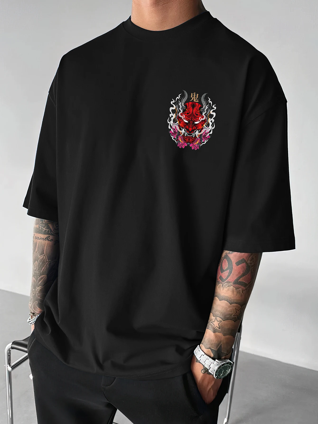 Kaos Grafis Streetwear Oversiz - Streetwear Brand Japanese ulasan dan harga