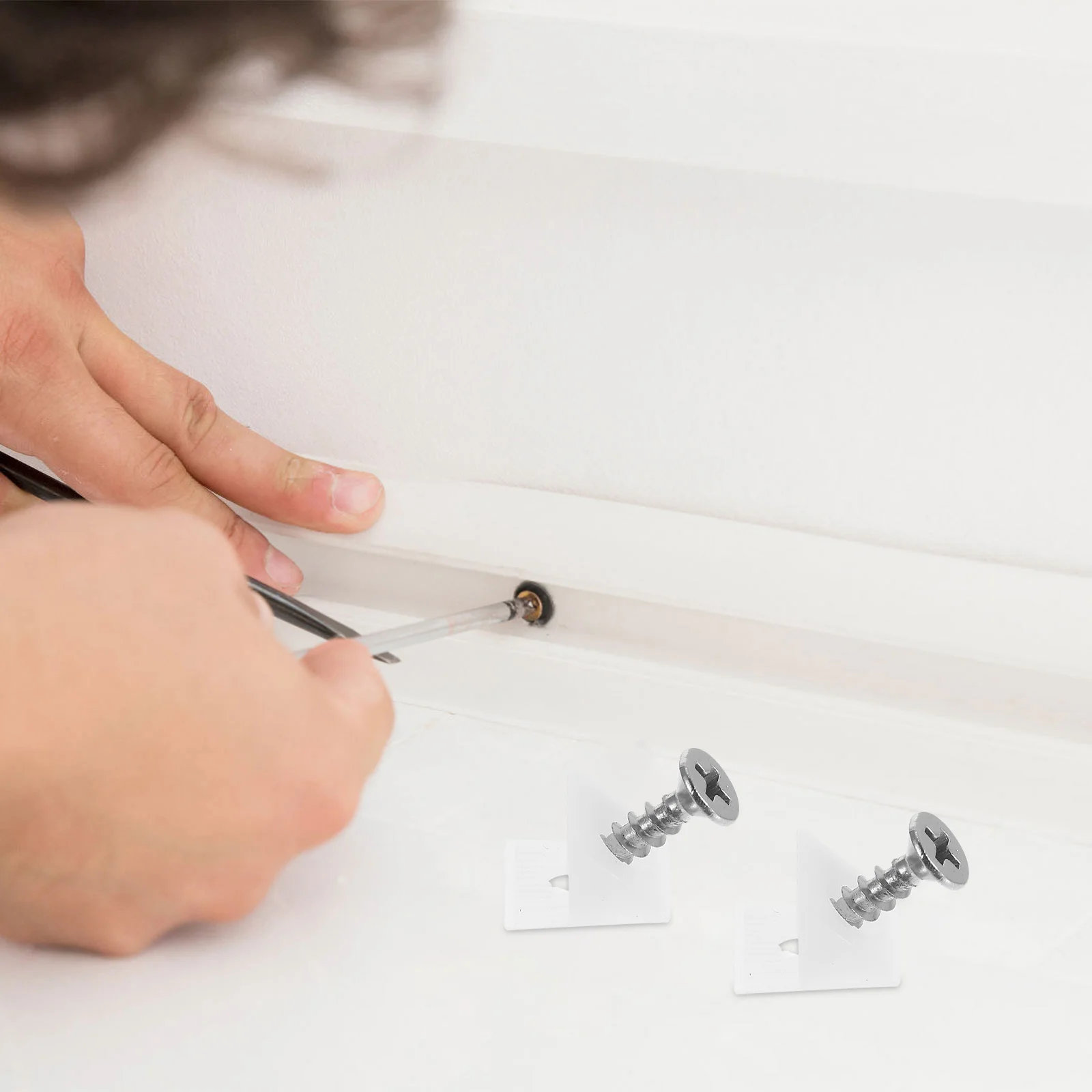 

50Pcs Plastic Mending Brackets Self-Tapping Screws for Wardrobe Cabinet Shelf Support Furniture Repair Fastening