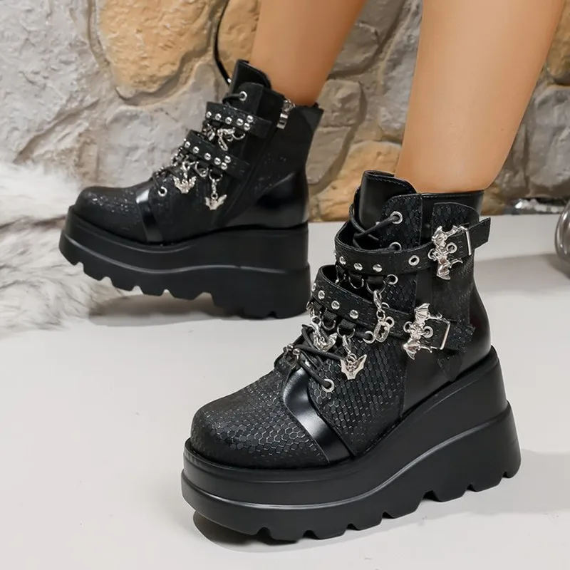 Bottes à plateforme punk pour femme 2026, talon compensé épais, détails boucle, coupe large, confortables, antidérapantes, chaussures décontractées style urbain