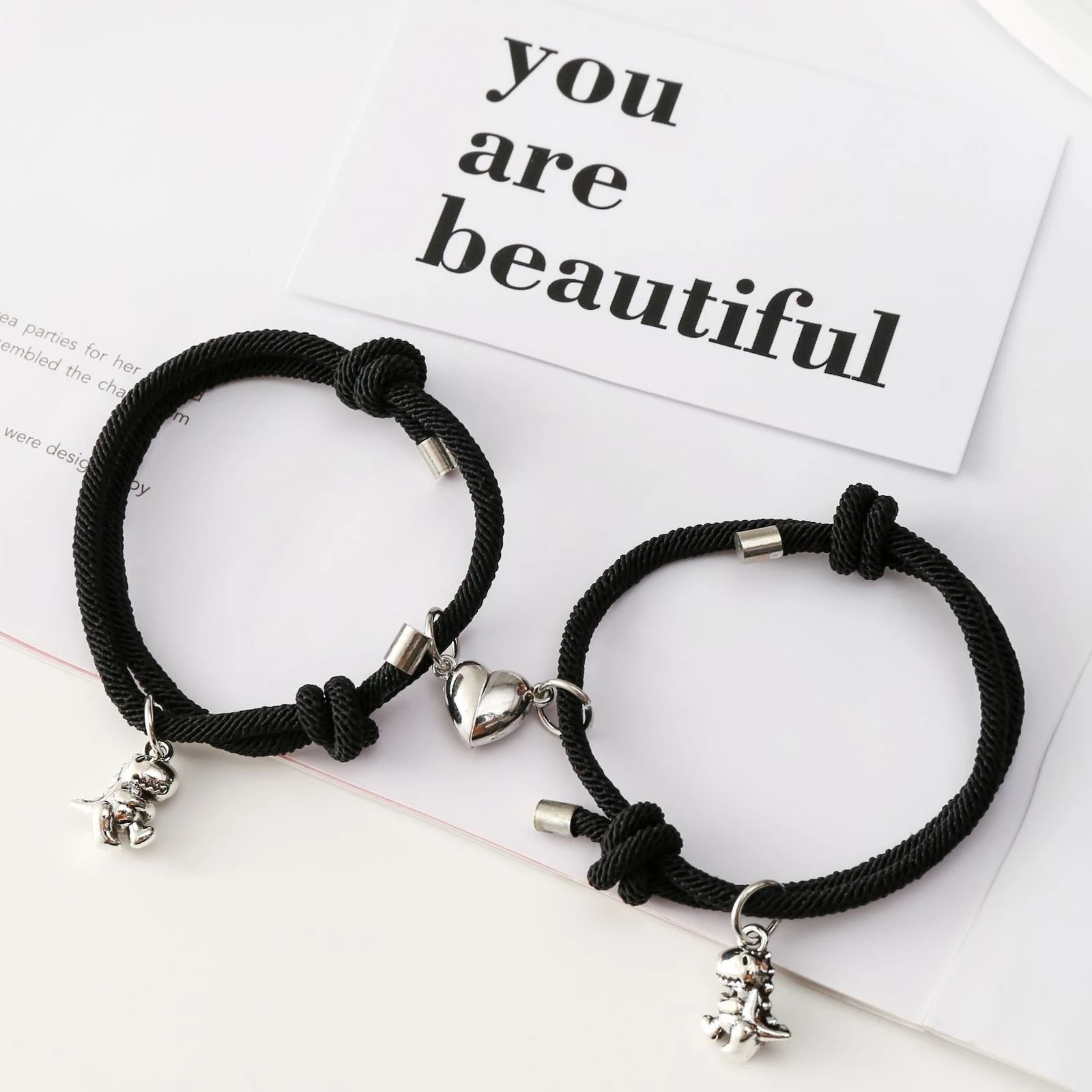 2Pcs/set Korean Wave Fashion 3D Dinosaur Couple Bracelet Pair of Milan Rope Love Attracting Magnet Small Leather Cover, Suitable