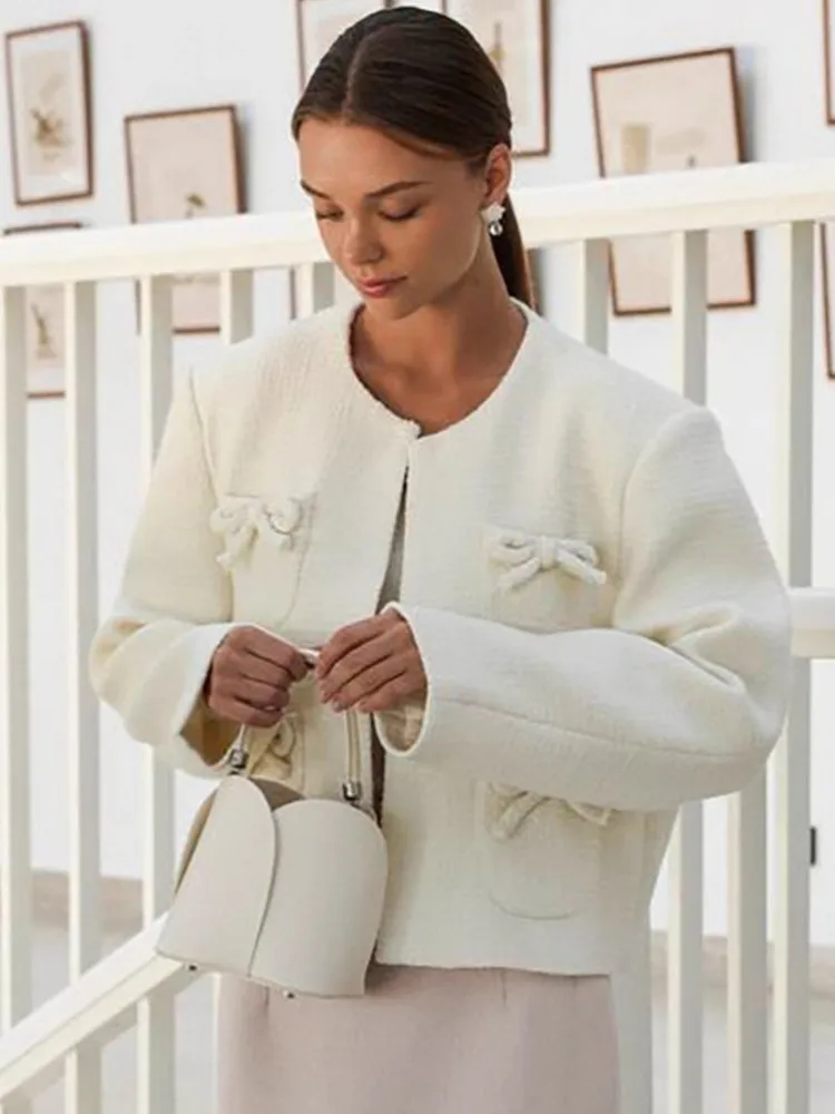 

Новая модная корейская шикарная винтажная твидовая шерстяная куртка, пальто для женщин, осень-зима 2022, клетчатая офисная женская верхняя одежда с бантом и кисточками