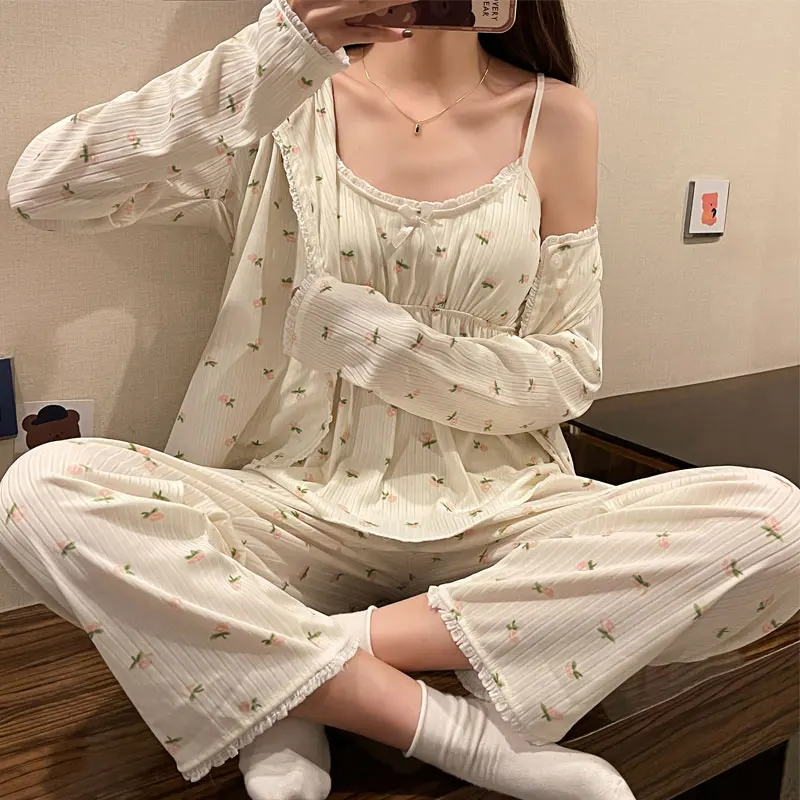 Pure Pure Cotton Pajamas Women Autumn and Winter Long sleeve Sexy Floral Sling Three-Piece Home Wear With Chest Pad Summer