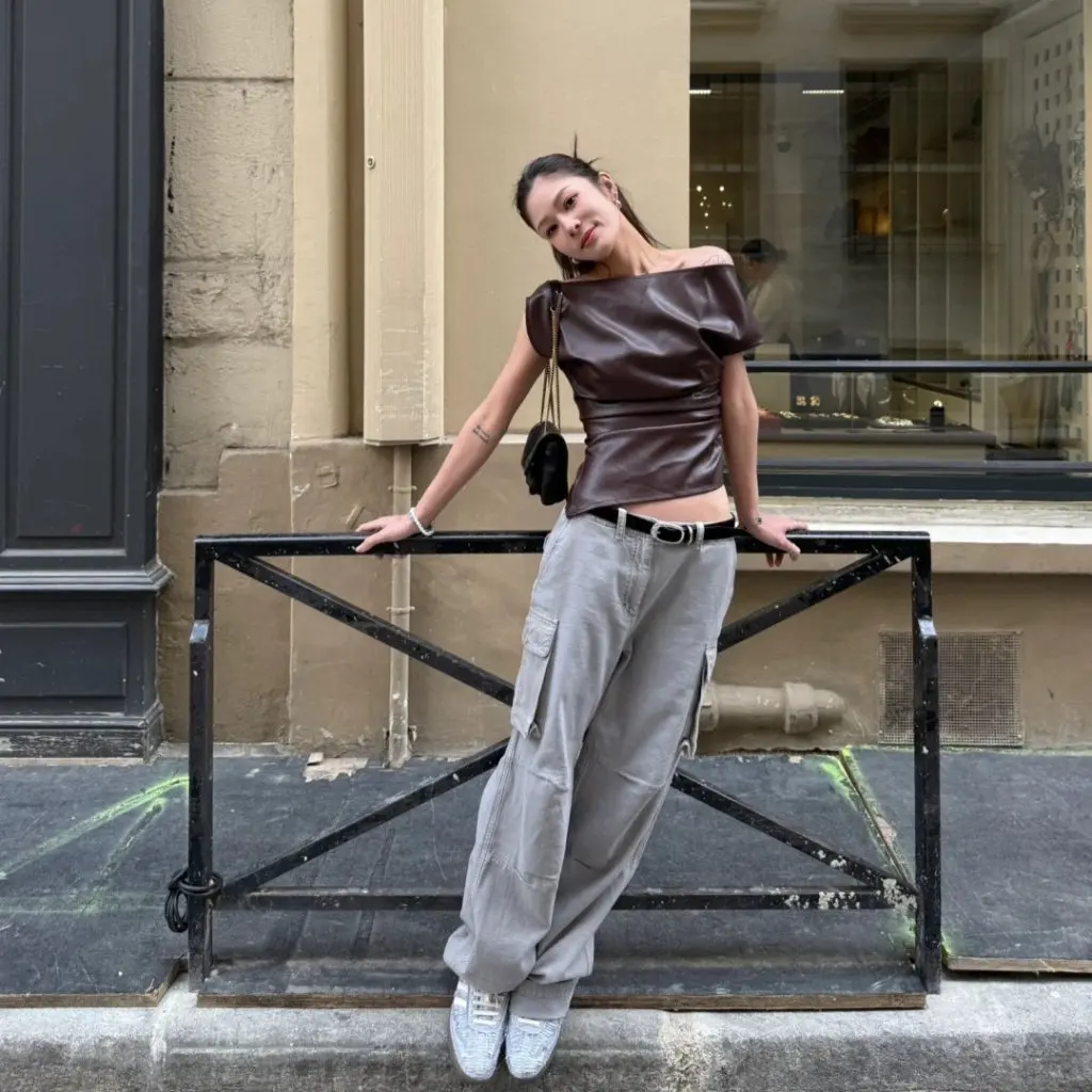 

Стильный женский асимметричный тонкий кожаный топ Nanyou 25, сексуальный, с наклонным подолом, плиссированный дизайн, любимый блоггер