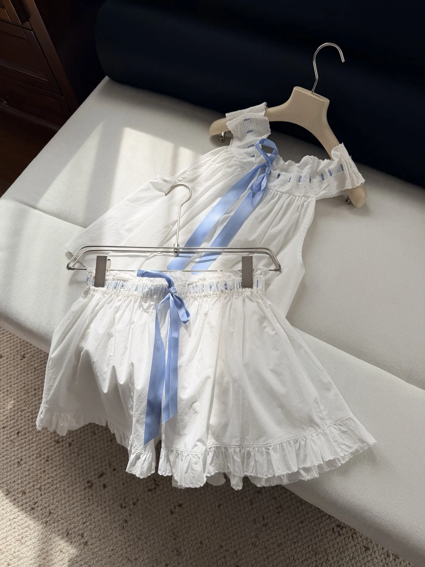 Women Embroidery white casual cotton set Drawstring sleeveless shirt top + lace-up ruffle shorts