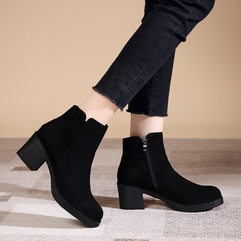 Neue Damen-Stiefeletten mit hohem Absatz, elegante runde Zehenpartie, modisch und vielseitig, warme Wintermode-Stiefel 2025 – Detail 4