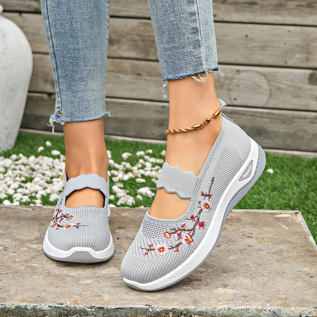 Pflaumenfarbene Mary-Jane-Slipper mit Blumenstickerei, Keilabsatz, atmungsaktiv, rutschfest, weiche EVA-Einlegesohle, niedriger Absatz, für den Alltag – Detail 5
