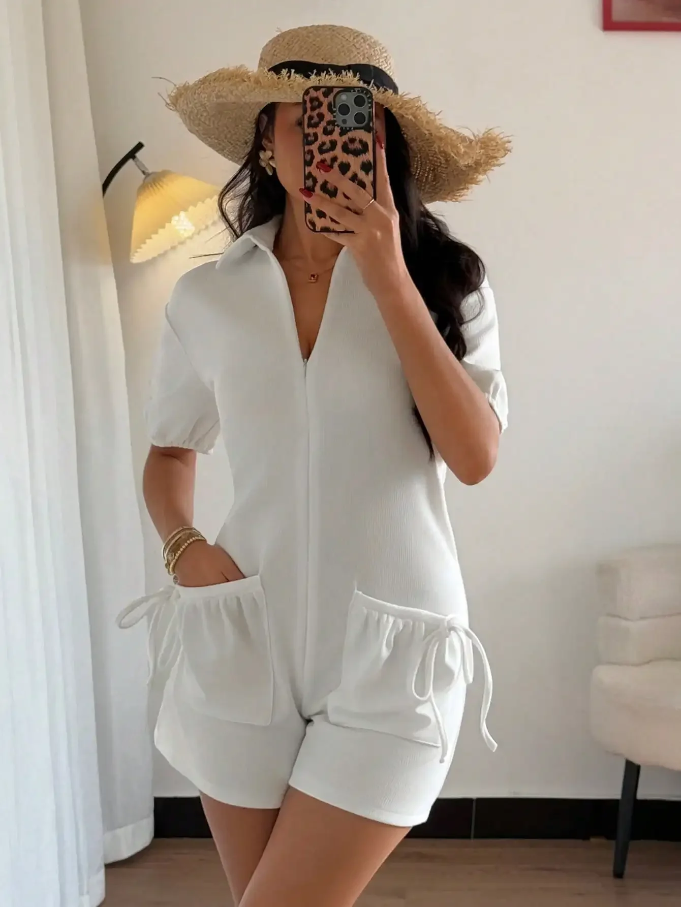

Nice Spring And Summer Fashionable Simple Casual White Texture Material Double Pocket Pleated Bow Tie Loose Short Women's Jumpsu