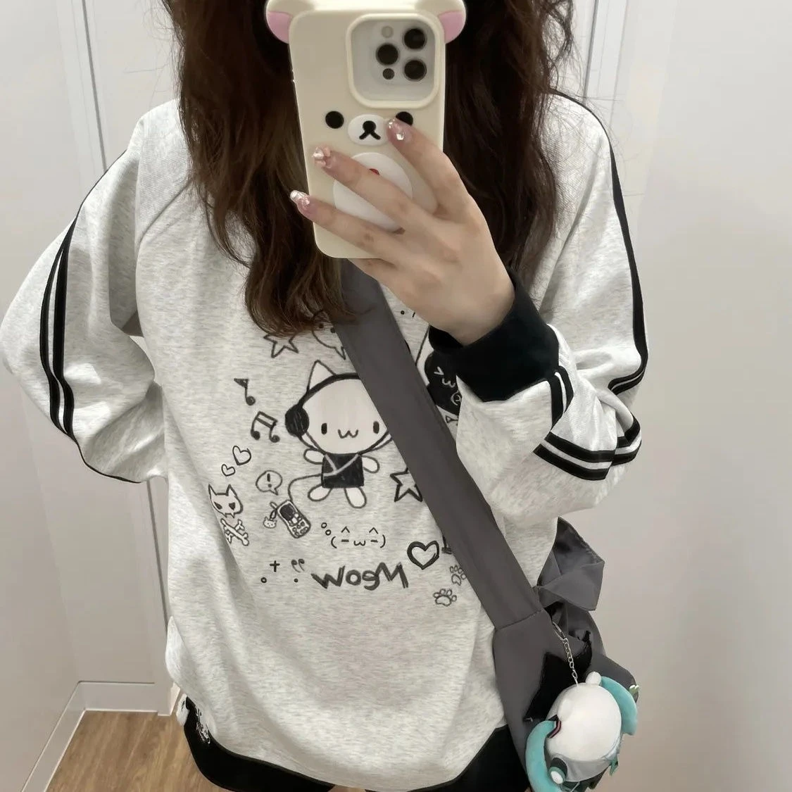 التباين اللون شريطية طويلة الأكمام البلوز الخريف اليابانية الخريف الشتاء الكرتون ثقافة فرعية الرياضة البلوز Y2k الجمالية