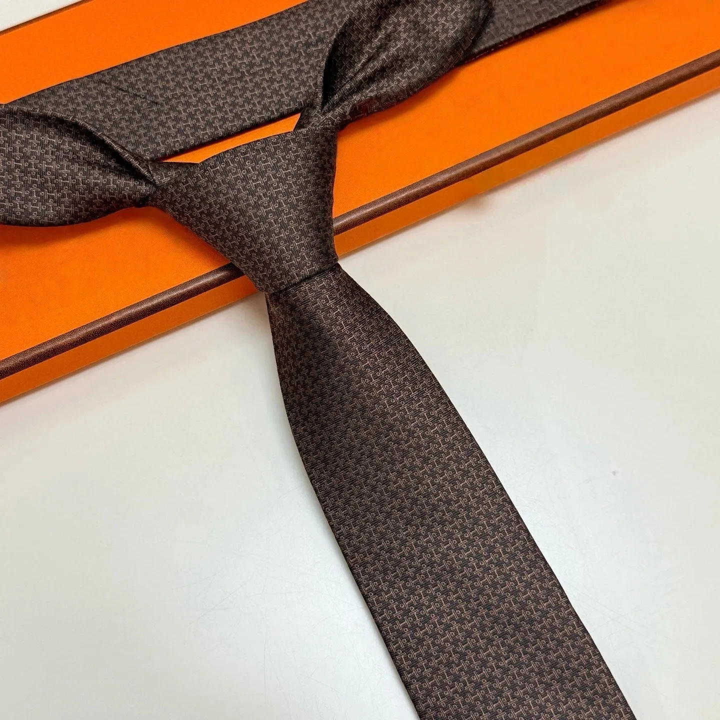 luxury-brand-ties-men's-formal-business-ties-and-bow-ties-gentlemanly-style-exquisite-hand-woven-holiday-gifts