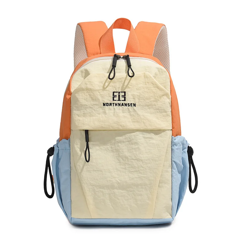 Nueva Mochila pequeña de viaje al aire libre a la moda, tela lavable, ligera, impermeable, bloque de Color,