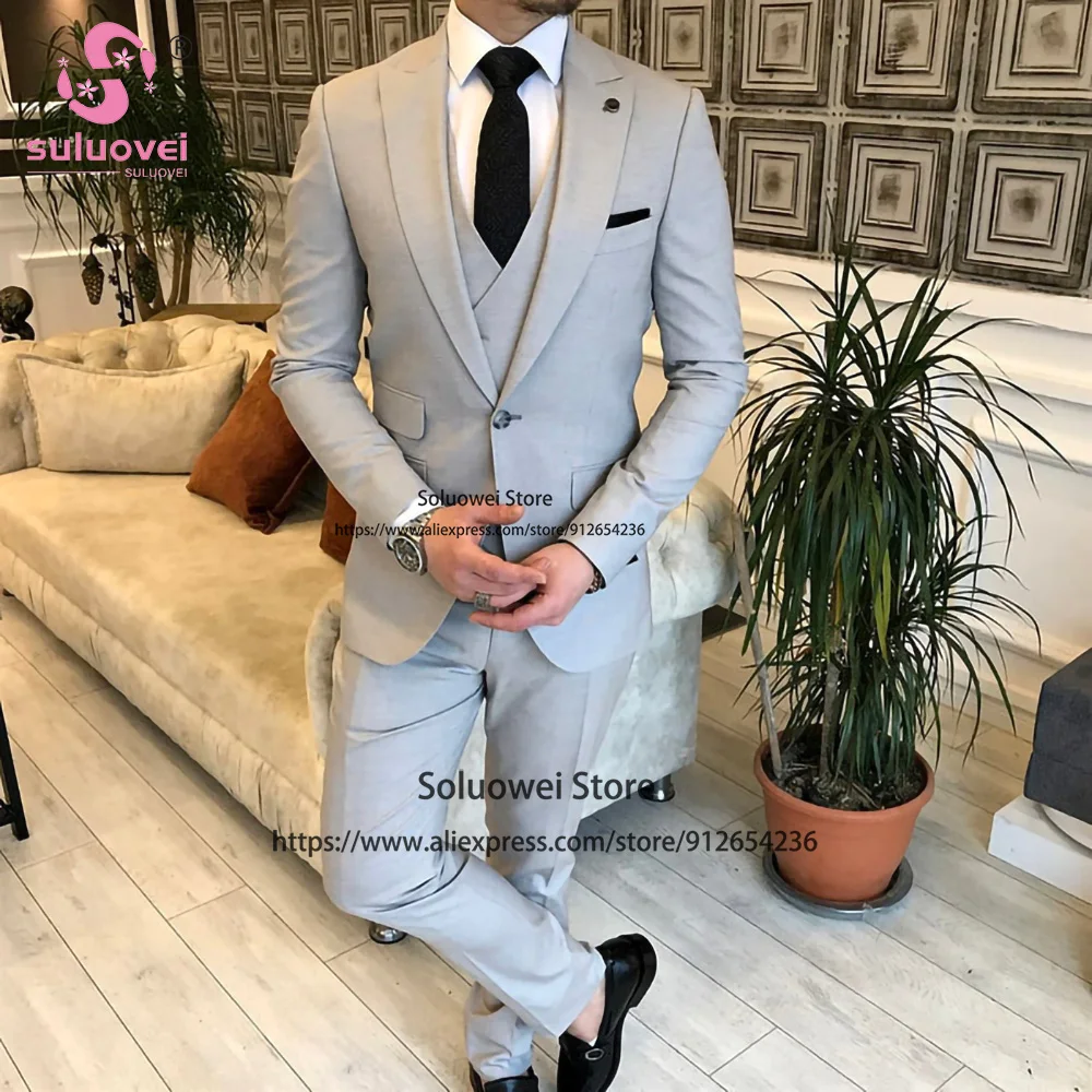 Fashion Light Grey Suits For Men Slim Fit 3 Piece Jacket Vest Pants Set Business Blazer Formal Groom Wedding Peaked Lapel Tuxedo