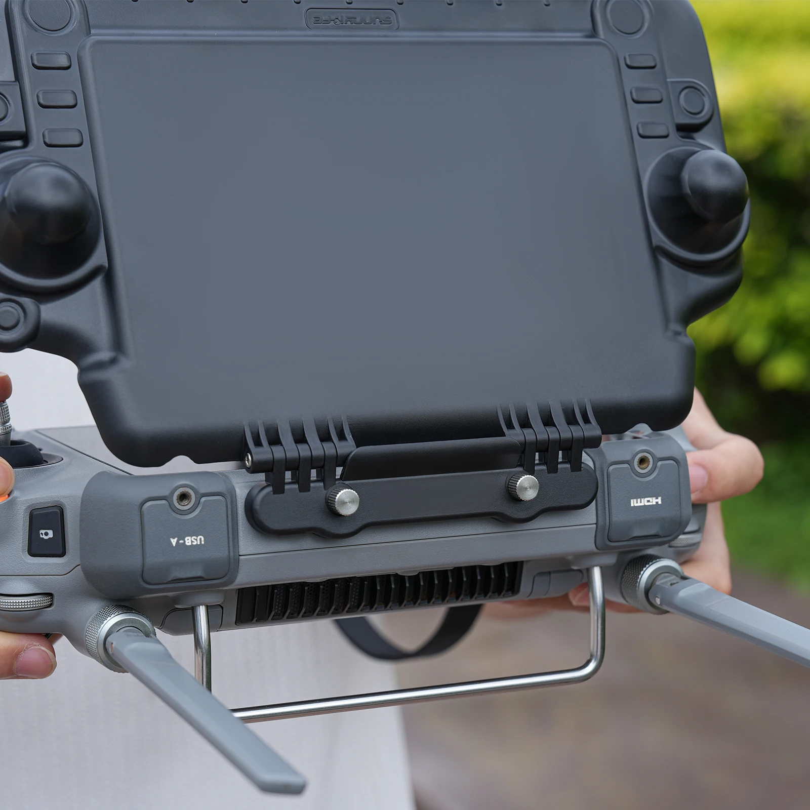 Osłona przeciwsłoneczna RC PLUS 2 do DJI Matrice 4 RC Plus2, ochrona ekranu pilota, osłona przeciwsłoneczna, akcesoria Matrice 4 — zdjęcie produktu 3