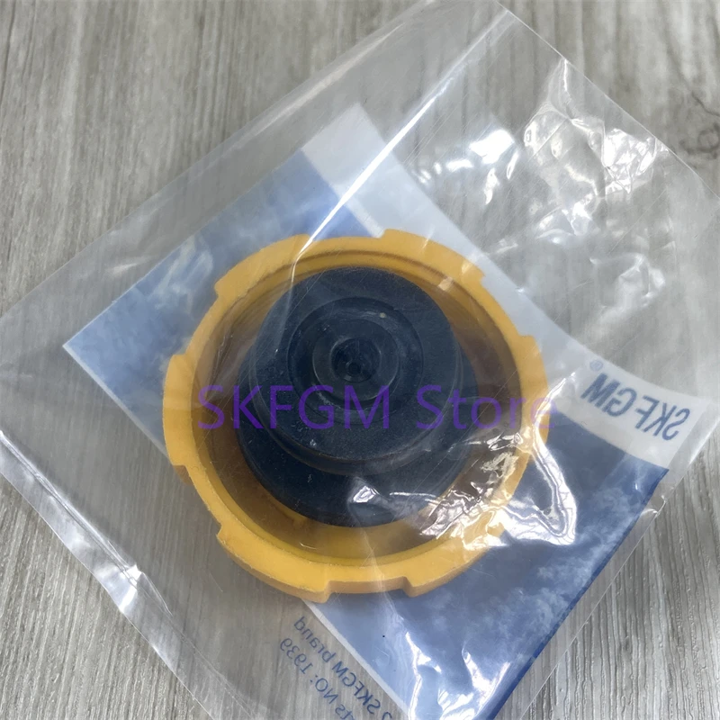 );  Expansion Tank Cap Radiator Coolant 1304677 9202799 Easy Installation For Opel Vectra Astra For SAAB