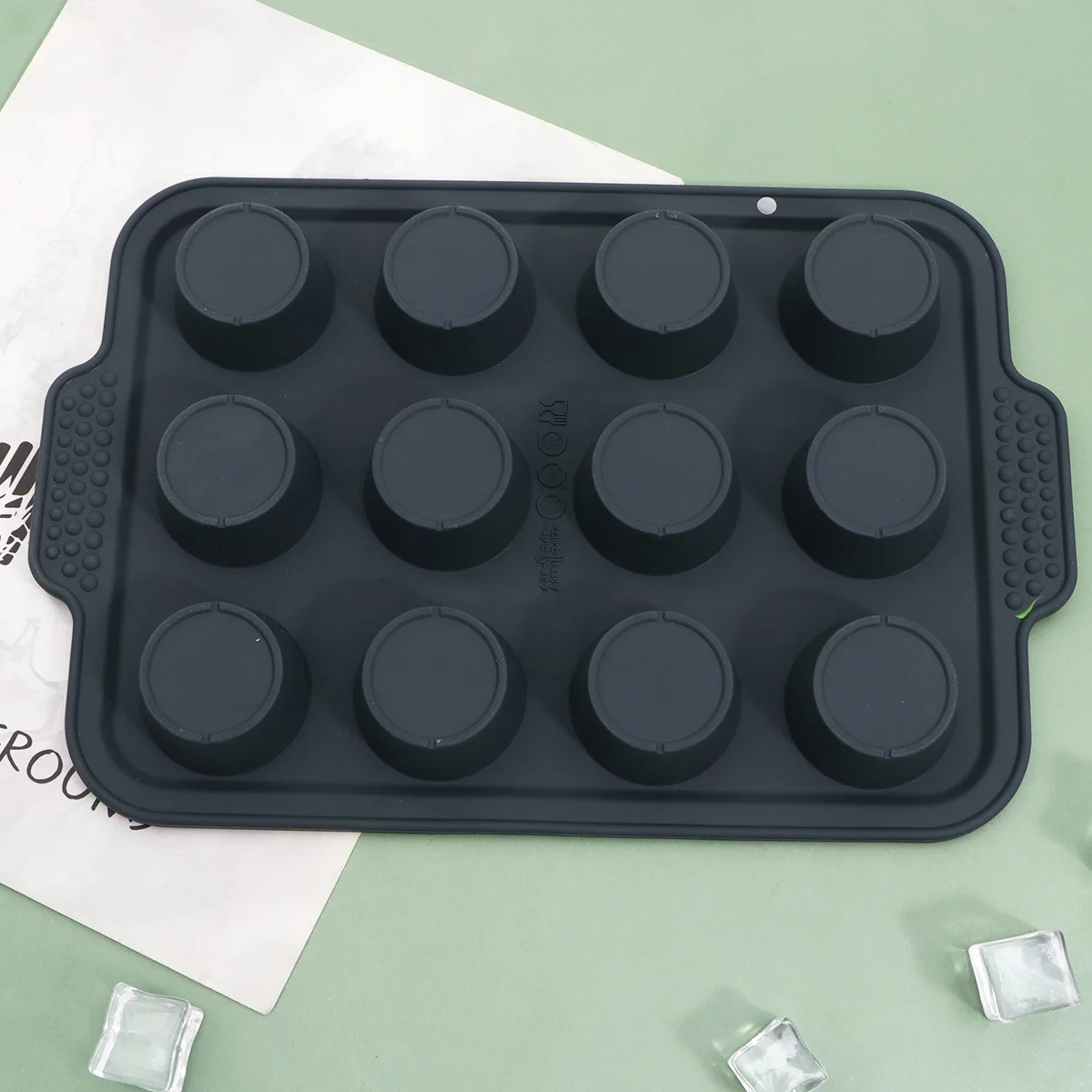 

Silicone Muffin Cup Cake Mold Dark Grey Non-Stick Baking Pan For Egg Tart Small Cake Home Kitchen Bakeware