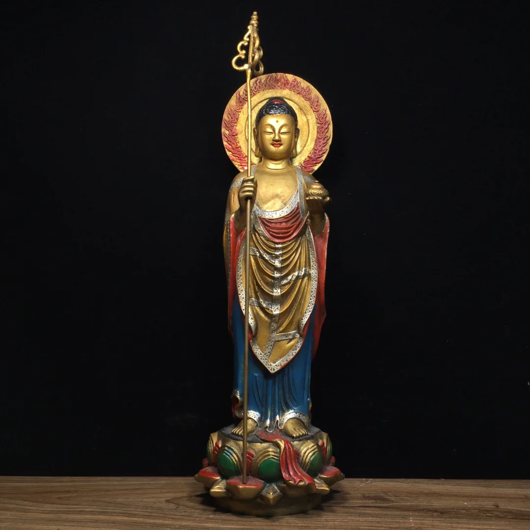 

Pure copper painted Buddha statue of Shakyamuni Buddha 35.5 cm Length 12.5 centimeters, width 12.5 centimeters, height 2370 gra