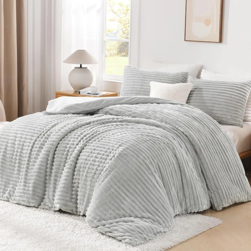 

Gray Striped Plush Microfiber Fleece Duvet Cover Set, Ultra-Soft Lightweight Comforter Cover, 3-Piece Bedding