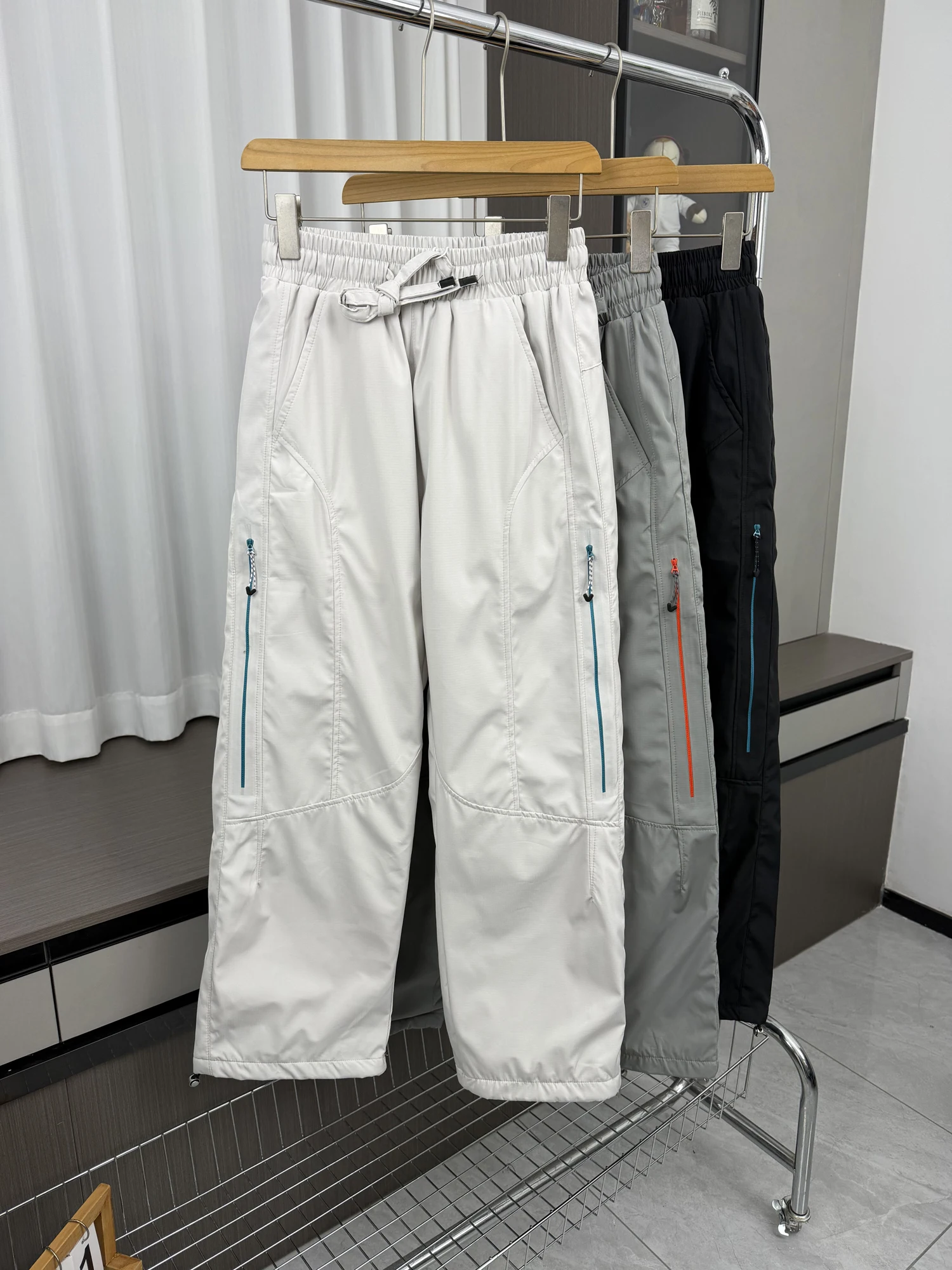 

Men's Winter Faion Straight Leg Long Pants High Tech Fabric Warm Casual Elastic Waist down Trousers Youth Urban Sle