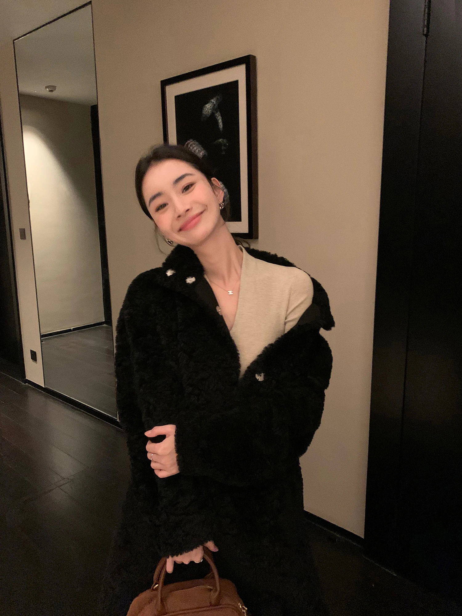 Pusumede Black Lamb Fur Coat Premium Autumn Winter Warm Thickened Medium Length Plush Coat Casual Style Loose Fit Chinese Origin