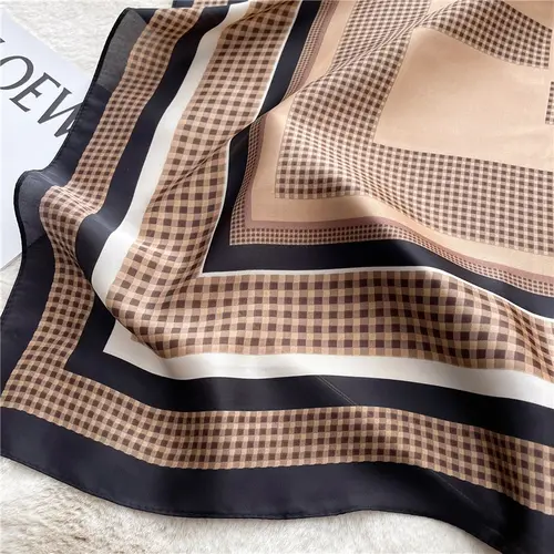 צעיפים ועיטובים