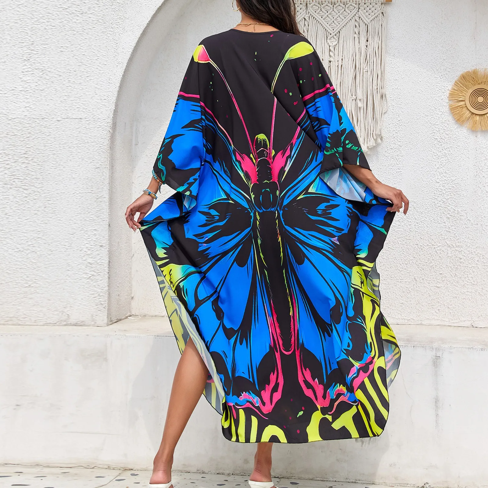 فساتين الشاطئ قفطان مطبوع على شكل فراشة للنساء رداء ماكسي للعطلات الصيفية لباس سباحة للعطلات ملابس سباحة للتستر