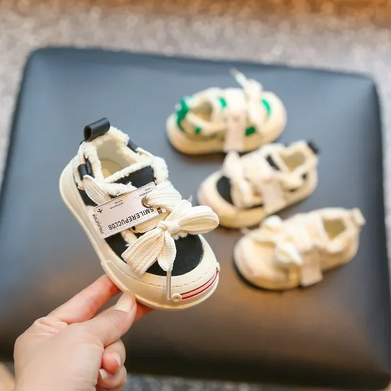 

2025 Spring Children Shoes Fashion Designer Soft Soled Canvas Shoes Daily Trendy Versatile Kids Casual Sneakers Zapatillas Niño
