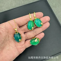 New warm stone color-changing stone three sets, personalized fashion and high-end jewelry, niche light luxury wind temperature-c