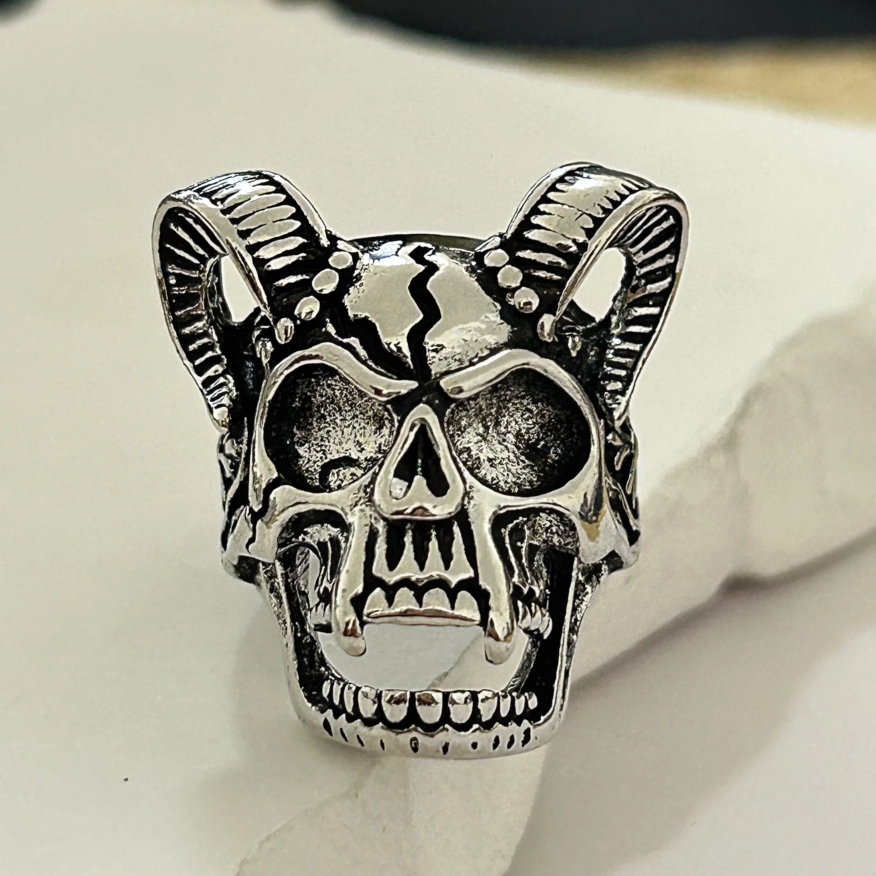 Satan Goat Skull Alloy Adjustable Ring Gothic Punk Rings Dark Style Unique Cool Jewelry for Men Women Halloween Gift Best Seller