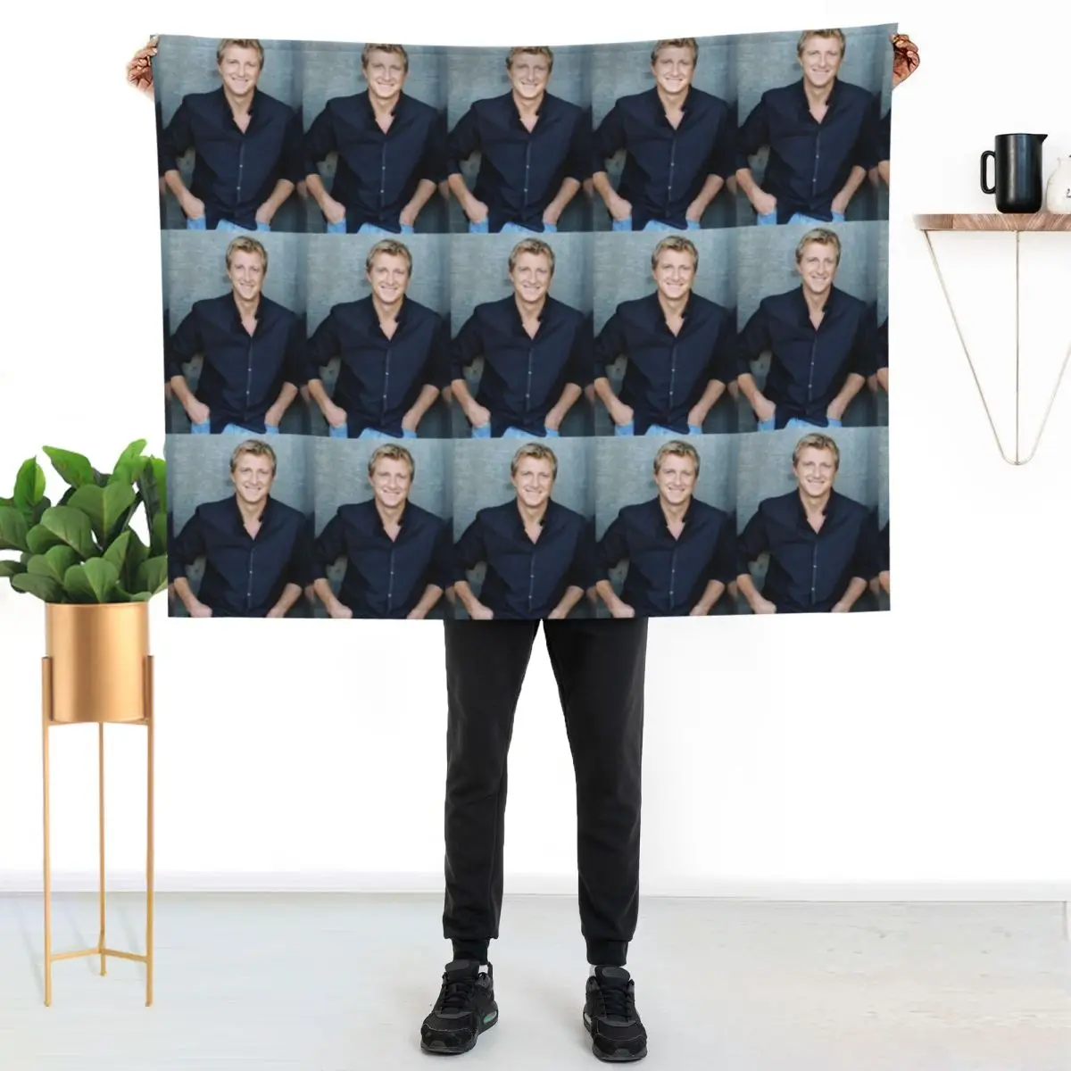 William Zabka (Johnny Lawrence Cobra Kai) Throw Blanket Cute Plaid heavy to sleep for sofa Hair Stuffeds Polar Blankets