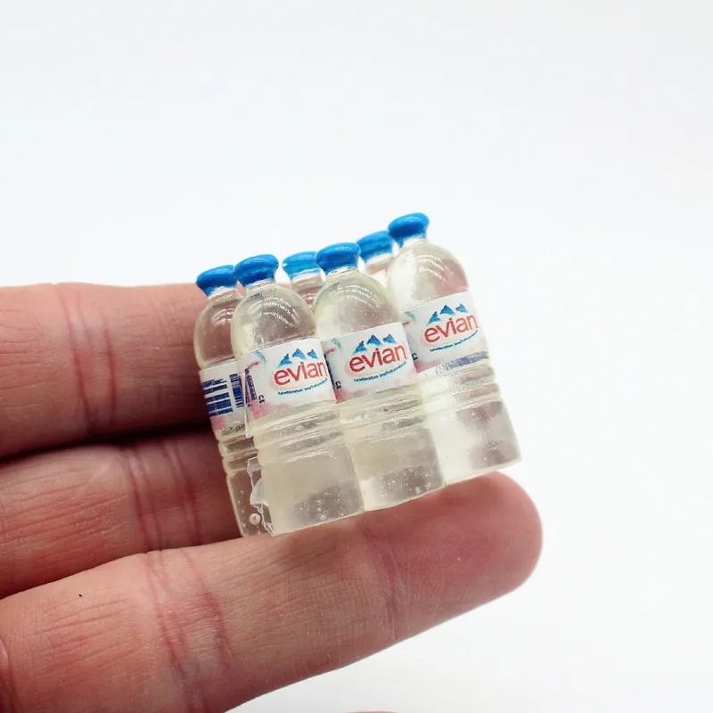 Conjunto de garrafa de água em miniatura para casa de bonecas, 6 peças, bebida simulada selada, micro adereço de jogo de comida para casa de boneca 1:12 e cena ob11