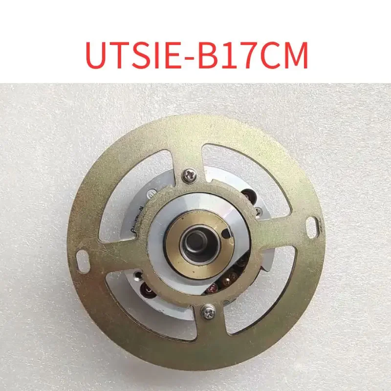 Second-hand UTSIE-B17CM servo motor encoder, suitable for high-power electrical appliancestest OK